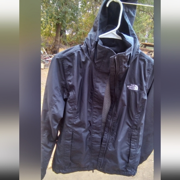 The North Face Jacket - Picture 1 of 3